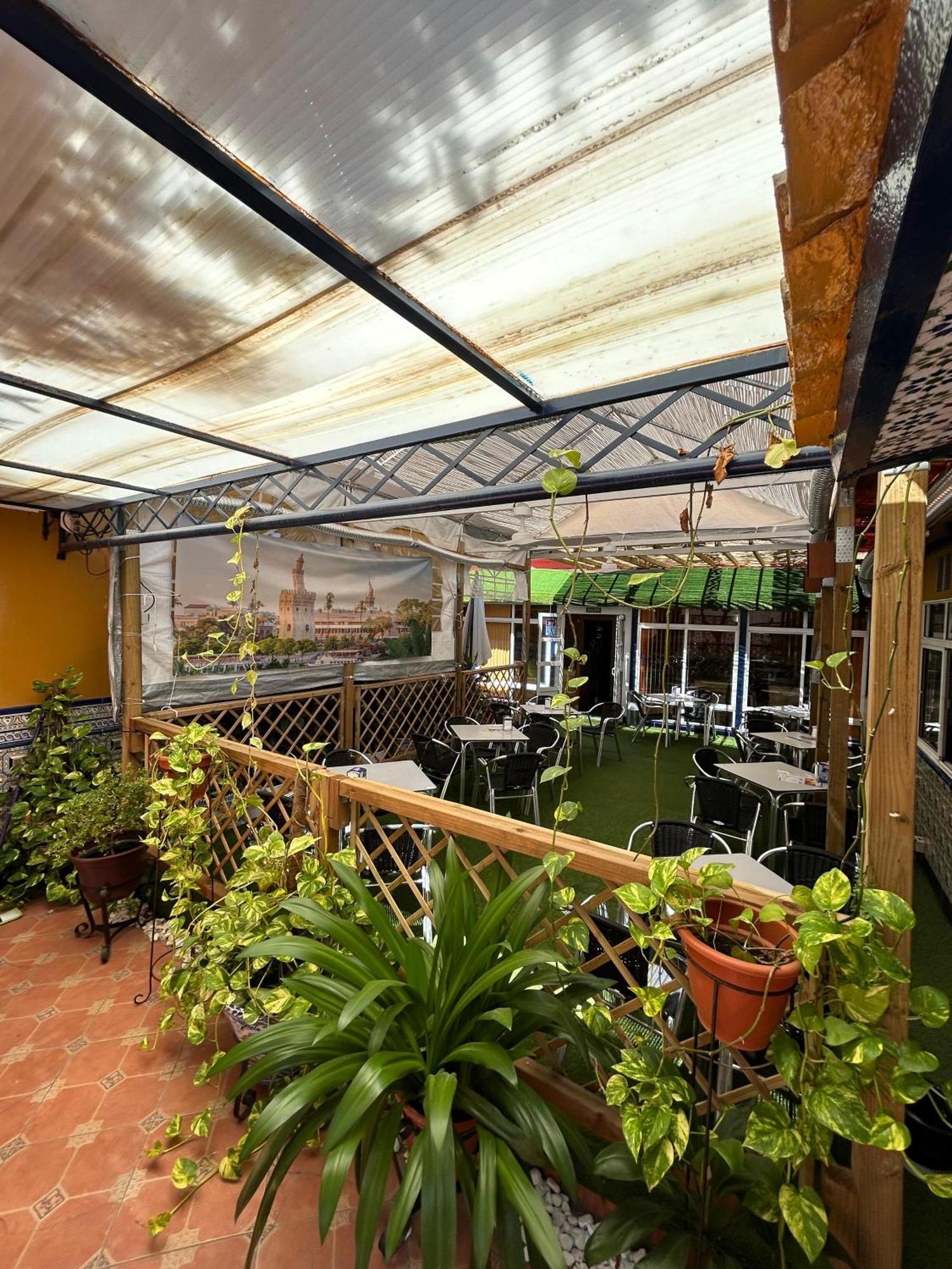 Hostal Avenida Andalucia - Solo Adultos Seville Luaran gambar